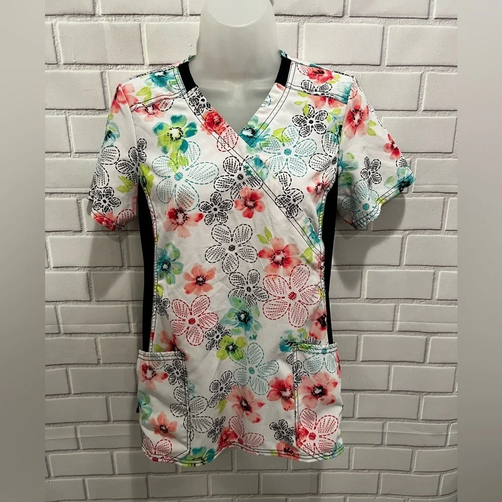 IFLEX CHEROKEE women v-neck short sleeve black-white floral scrubs top/size XS